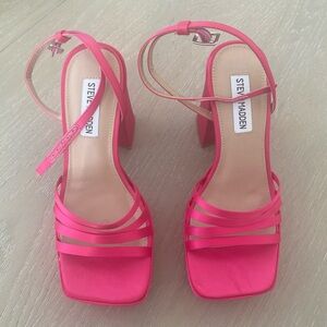 Steve Madden Strappy Heeled Sandal Pink Size 7